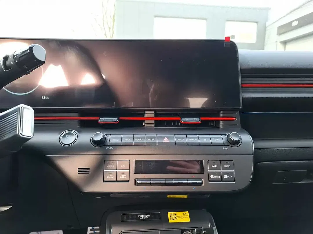 Hyundai KONA - Thumbnail 9