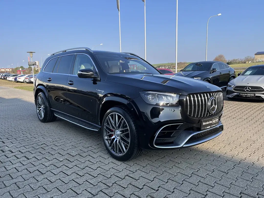 Mercedes-Benz GLS 63 AMG - Thumbnail 3