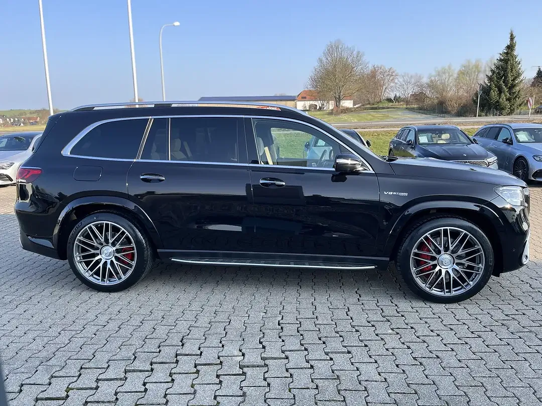 Mercedes-Benz GLS 63 AMG - Thumbnail 4