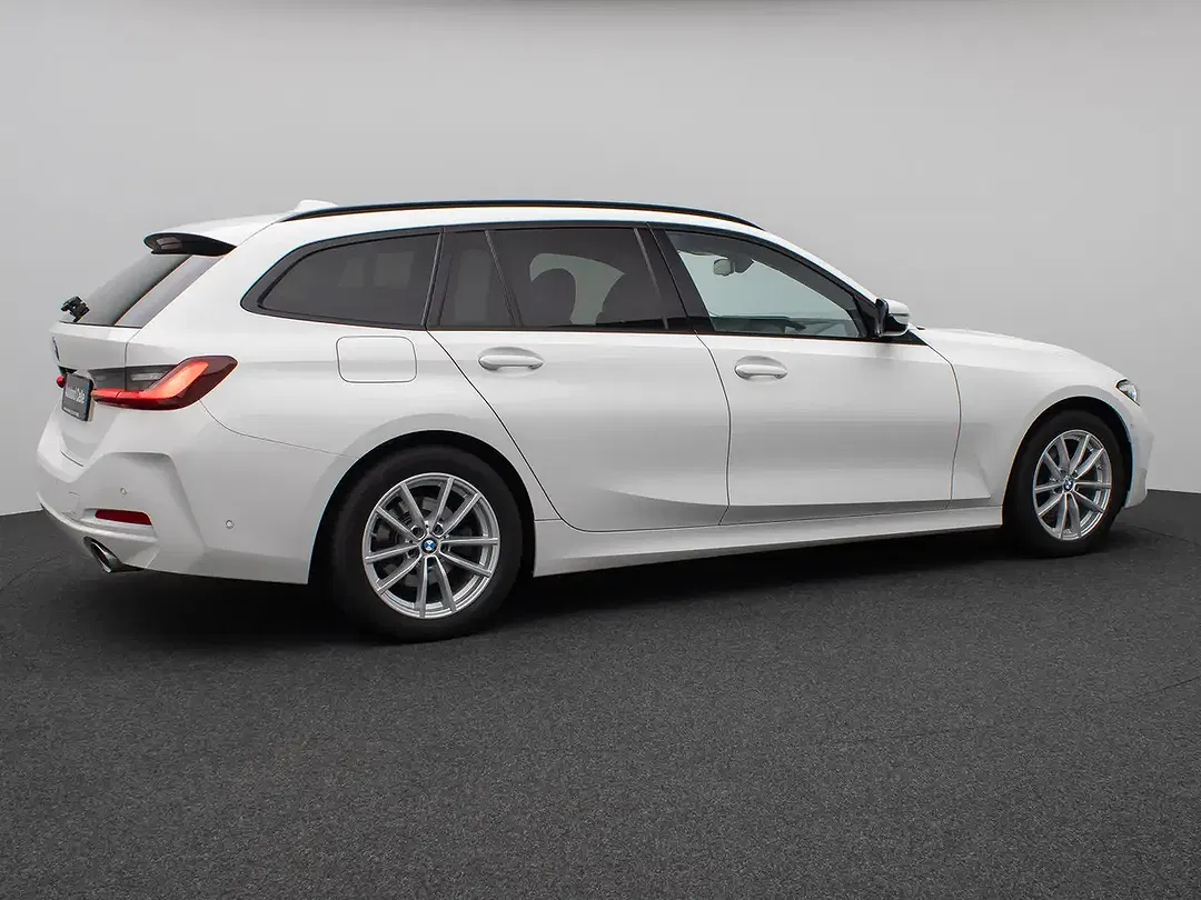 BMW 320 - Thumbnail 5