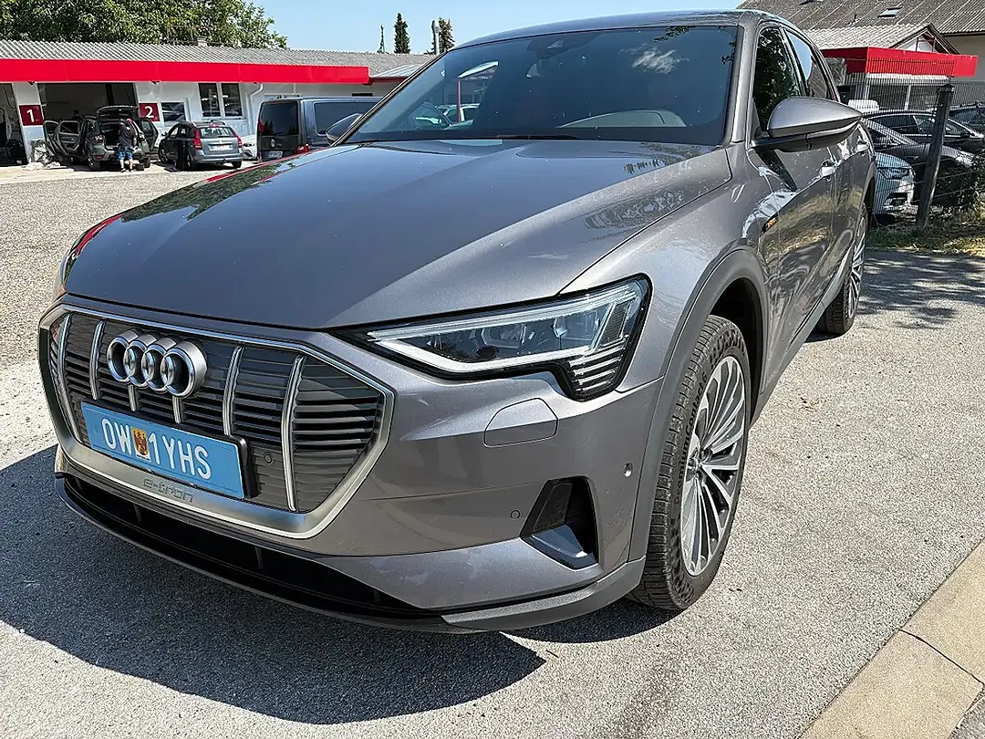Audi e-tron 50 quattro S line
