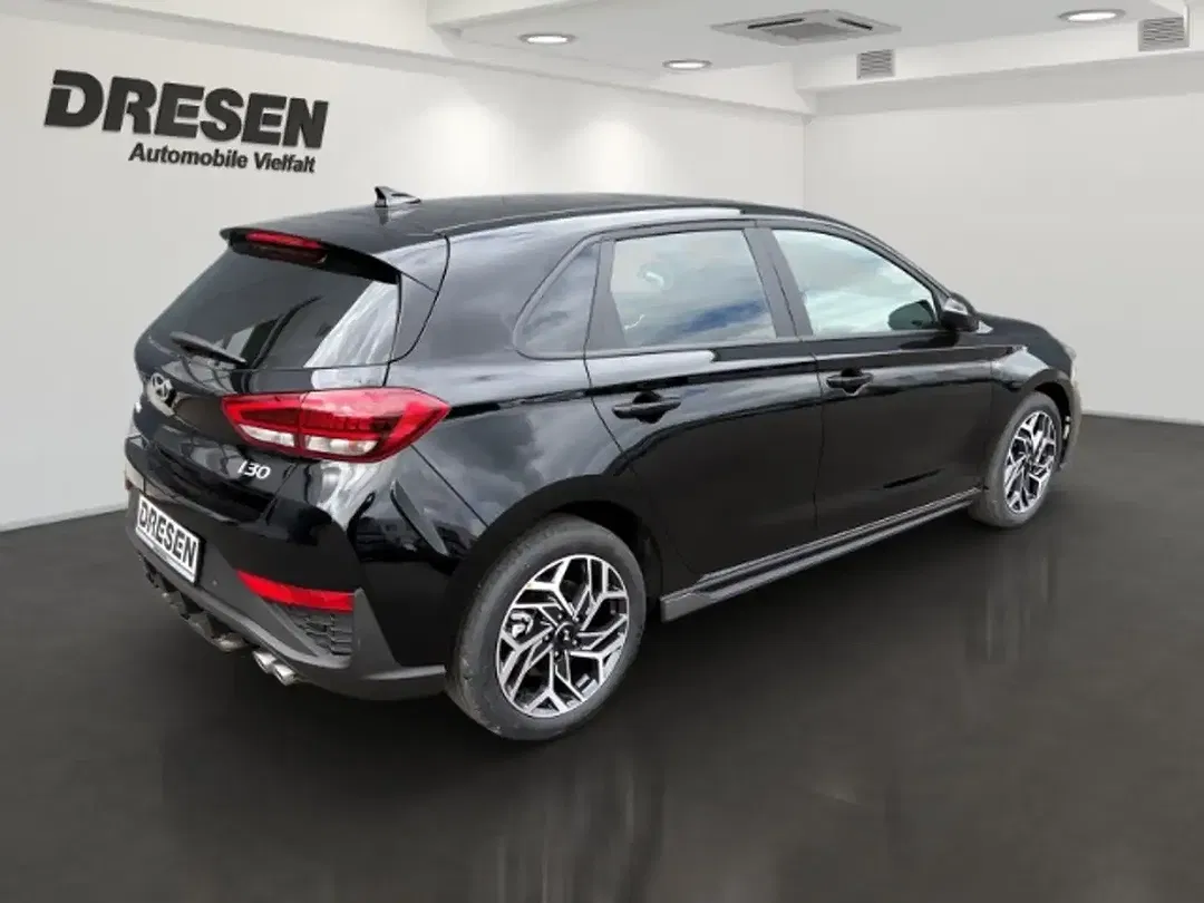 Hyundai i30 - Thumbnail 2
