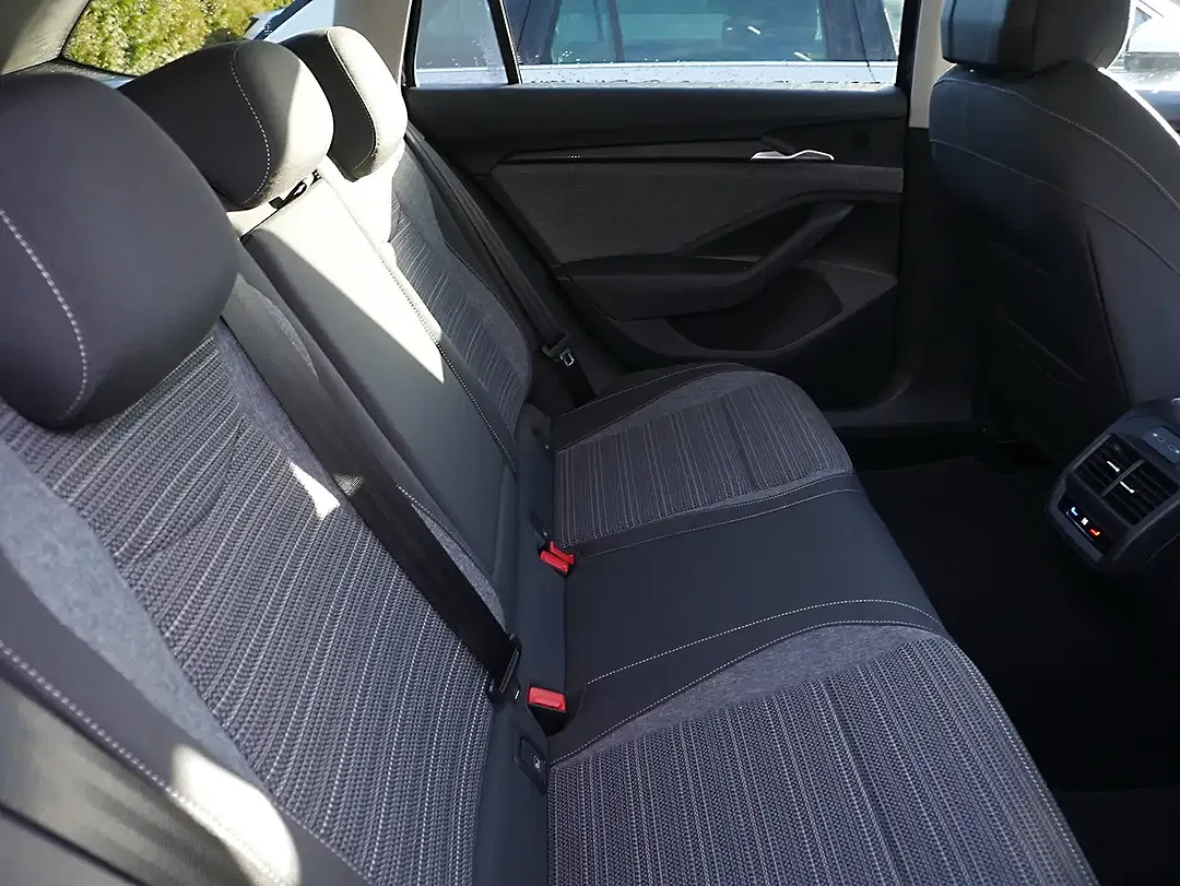 Skoda Superb - Thumbnail 6