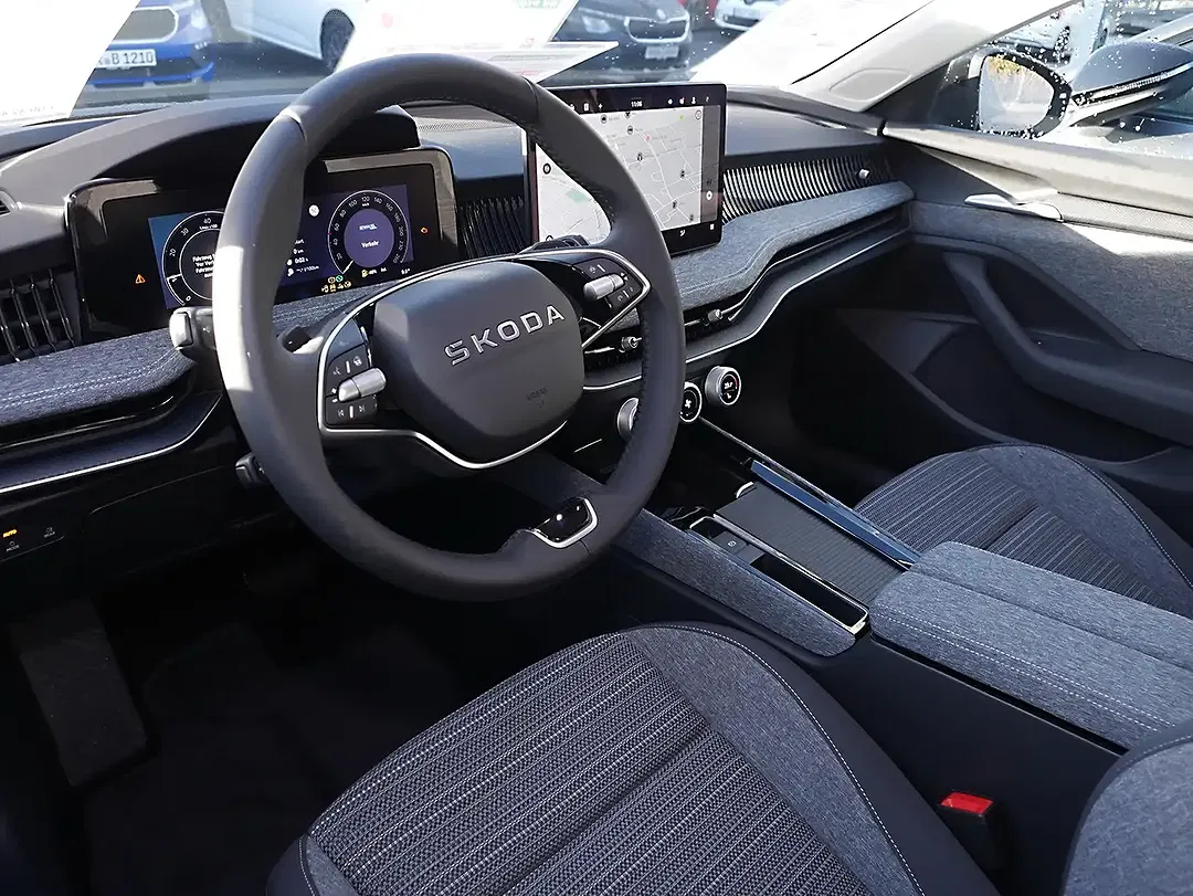 Skoda Superb - Thumbnail 7