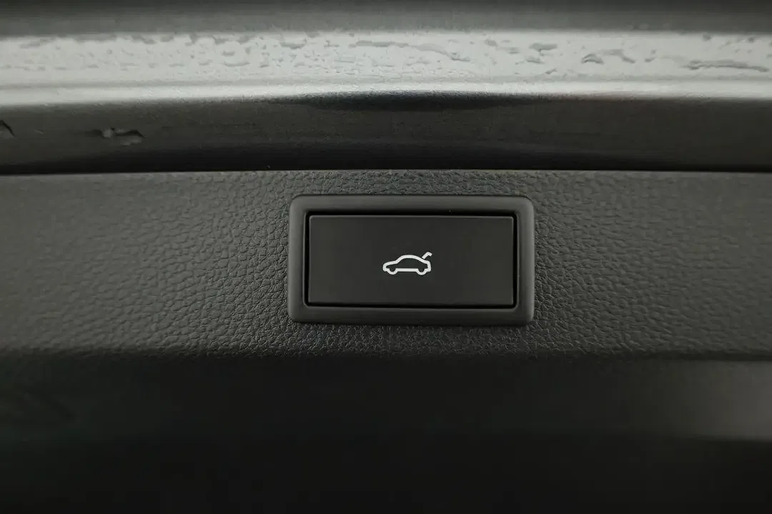 Skoda Karoq - Thumbnail 13