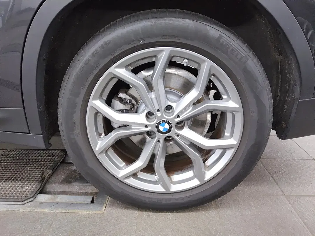 BMW X3 - Thumbnail 11