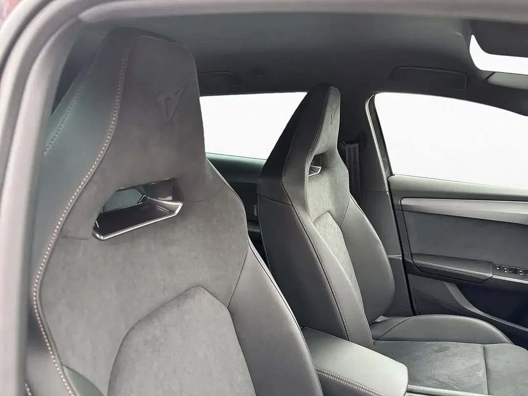 CUPRA Leon - Thumbnail 8