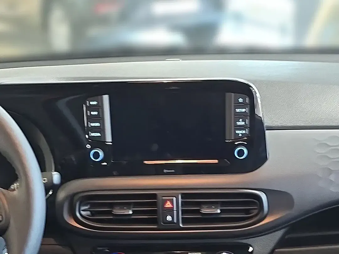 Hyundai i10 - Thumbnail 13
