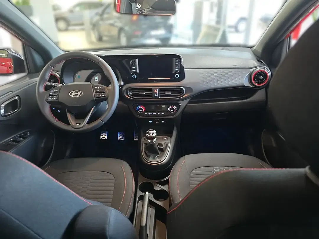 Hyundai i10 - Thumbnail 14