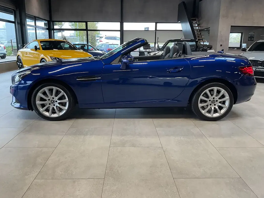 Mercedes-Benz SLC 200 - Thumbnail 13
