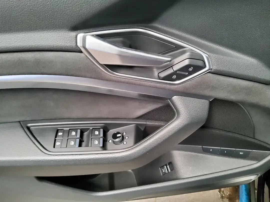Audi e-tron - Thumbnail 10