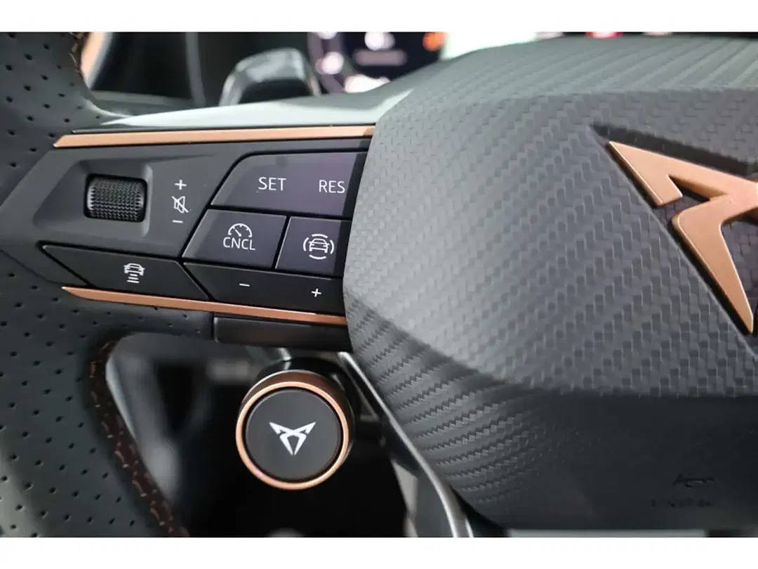 CUPRA Leon - Thumbnail 13