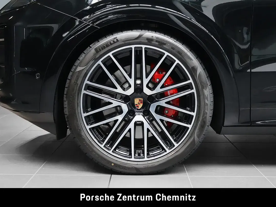 Porsche Cayenne - Thumbnail 6