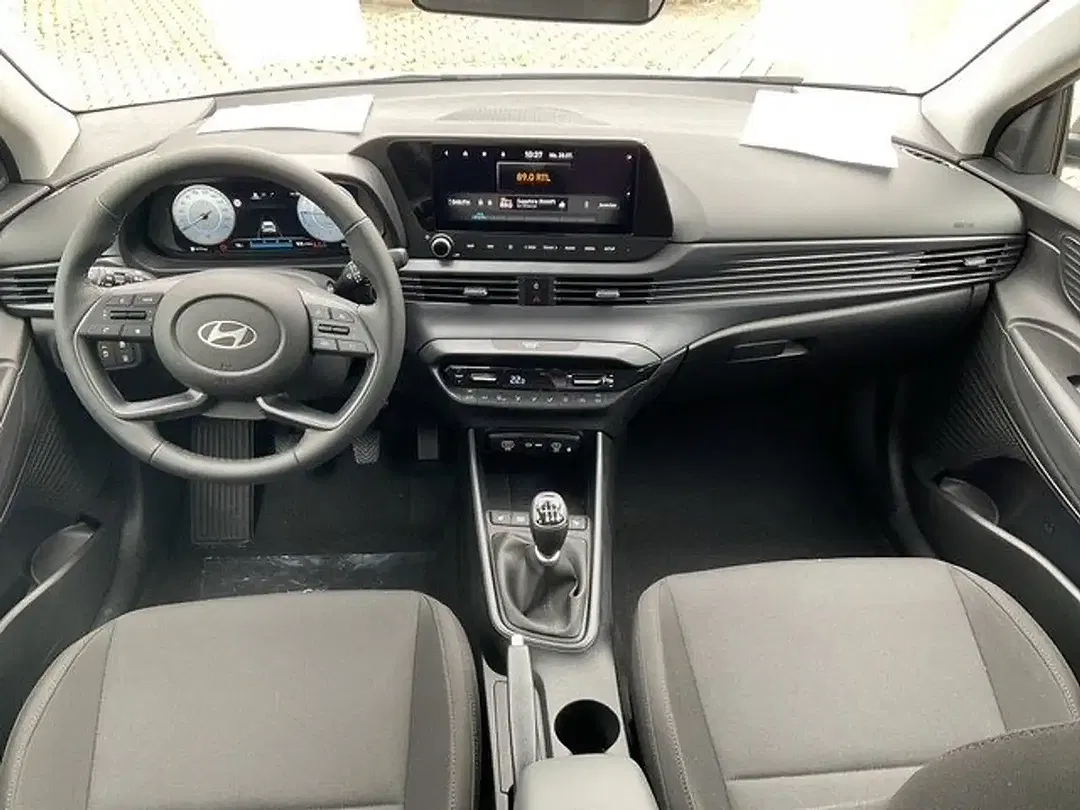 Hyundai i20 - Thumbnail 11