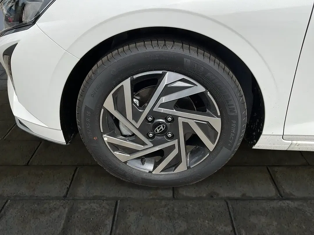 Hyundai i20 - Thumbnail 14