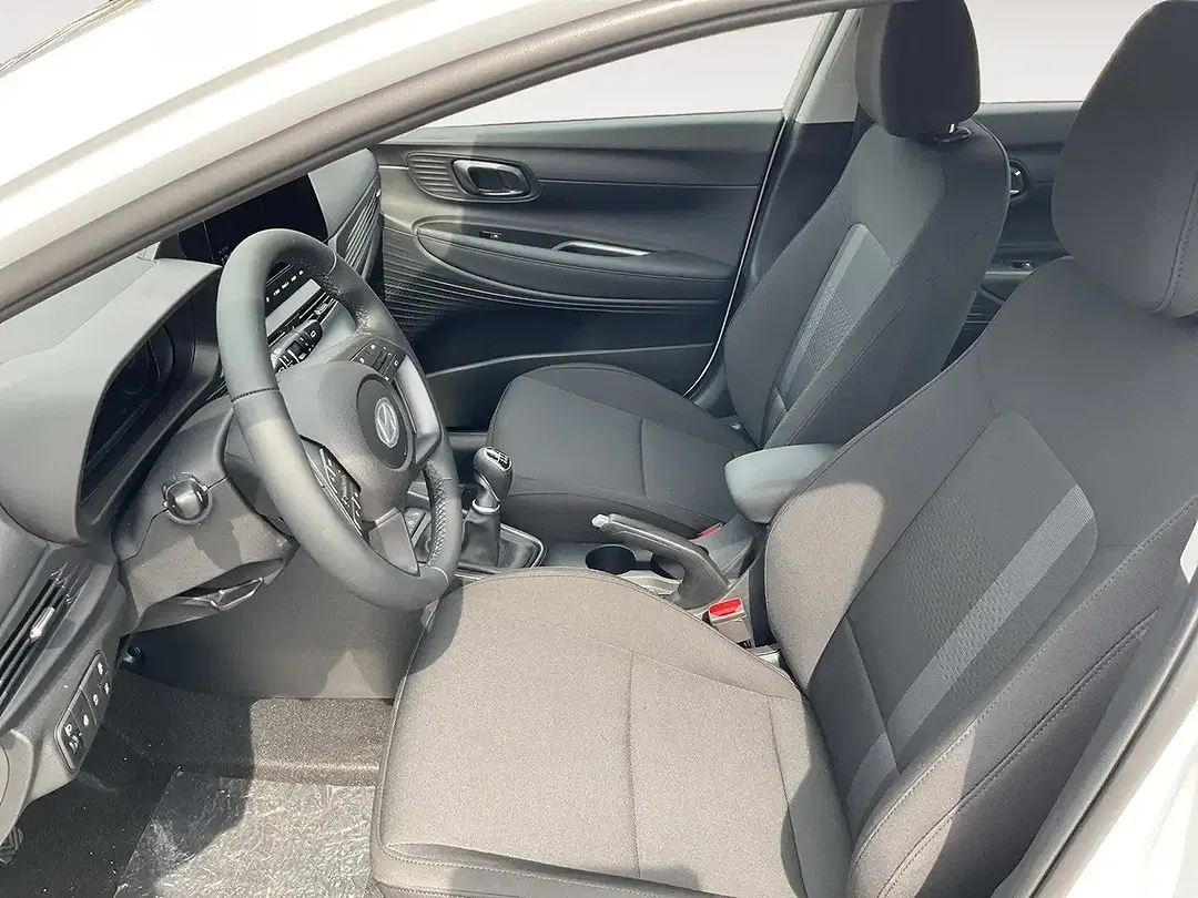 Hyundai i20 - Thumbnail 9