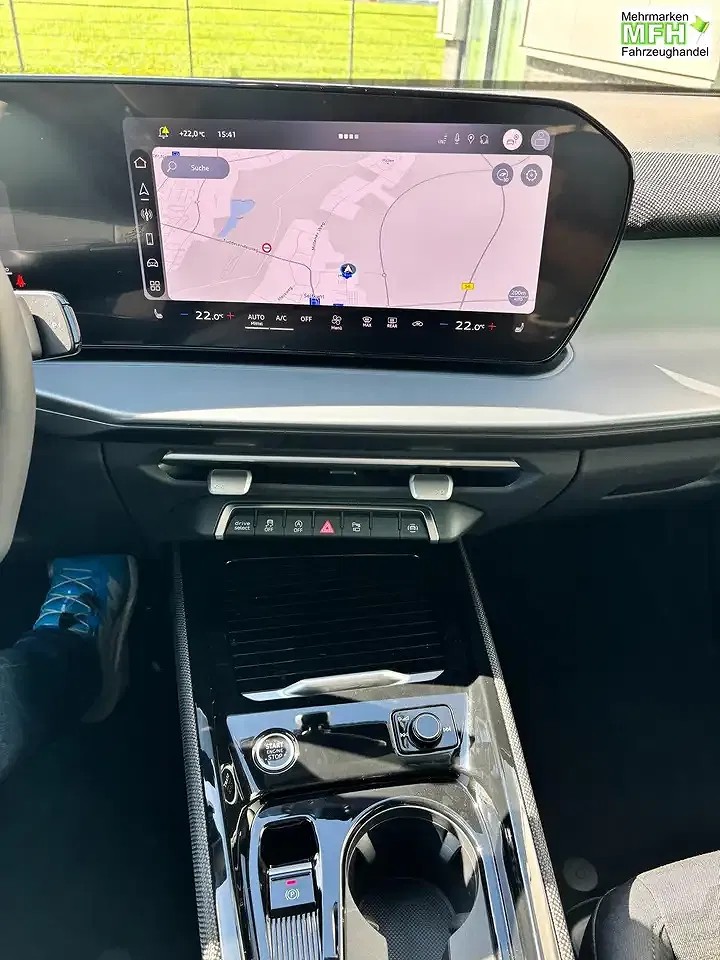 Audi Q3 - Thumbnail 6