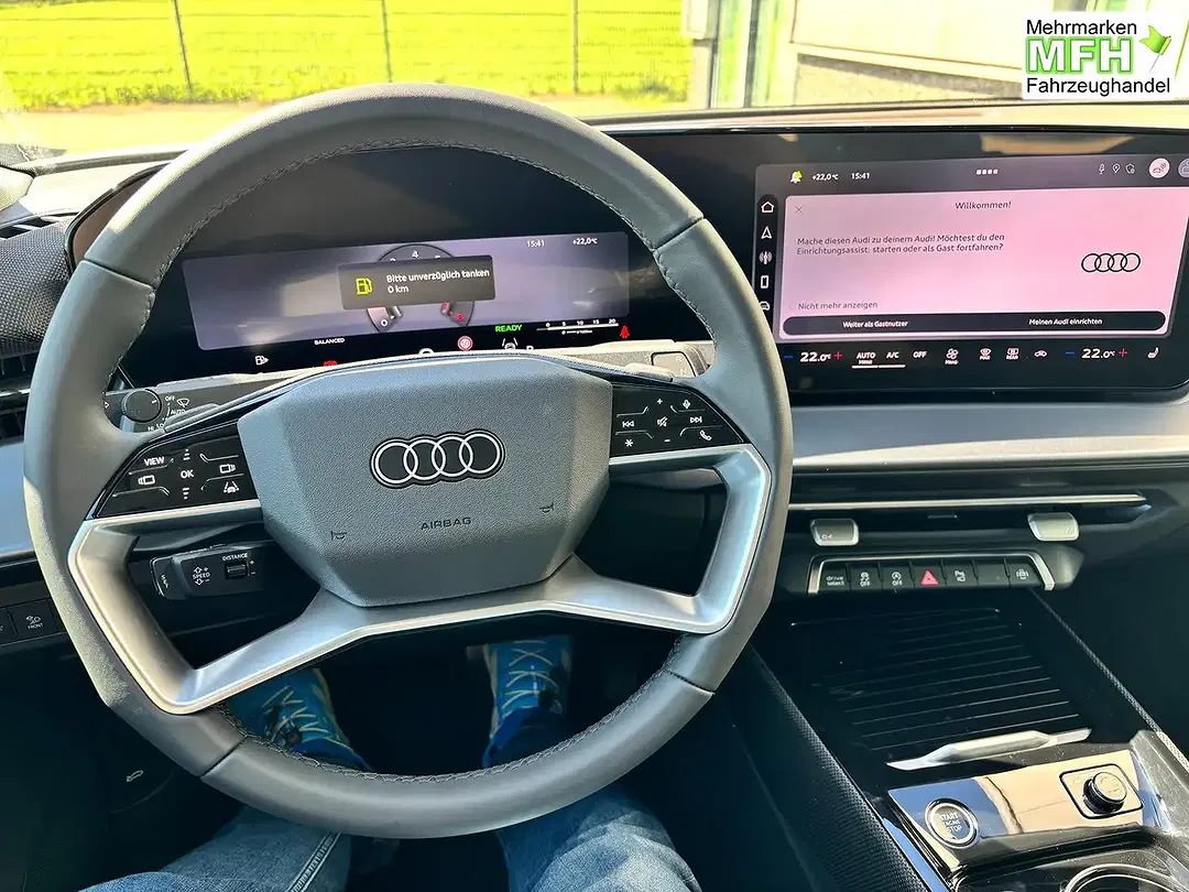 Audi Q3 - Thumbnail 8