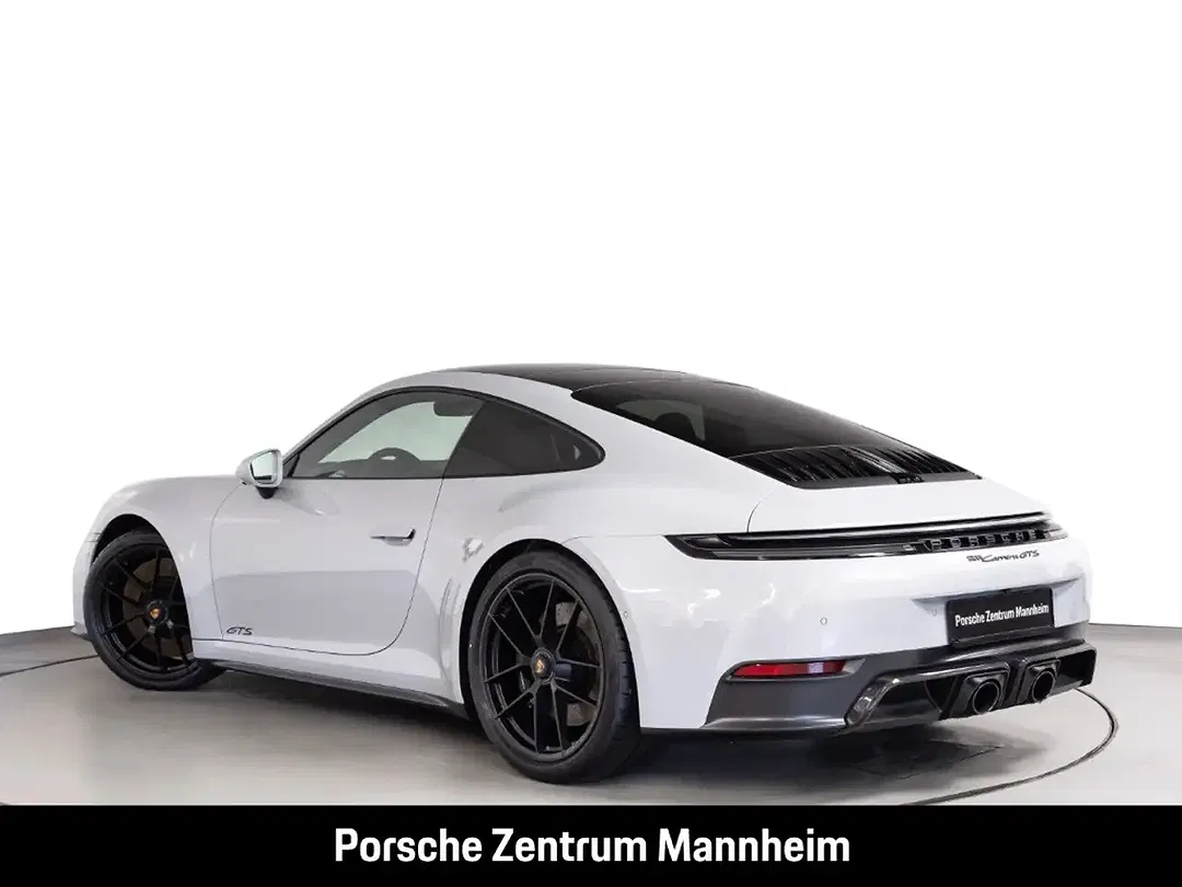 Porsche 992 - Thumbnail 3