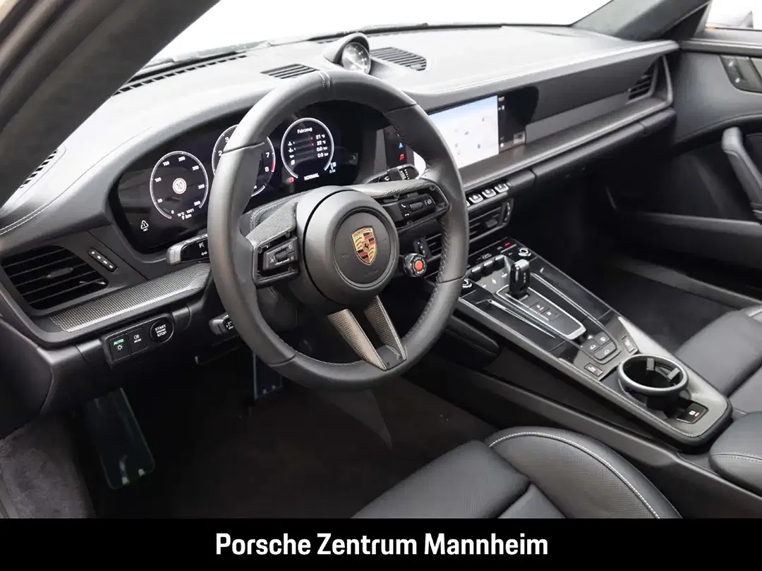 Porsche 992 - Thumbnail 4