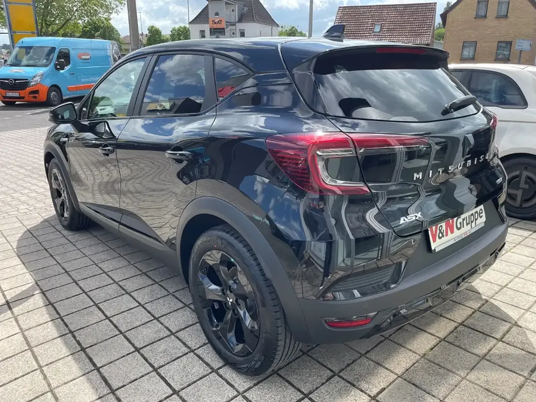 Mitsubishi ASX - Thumbnail 2
