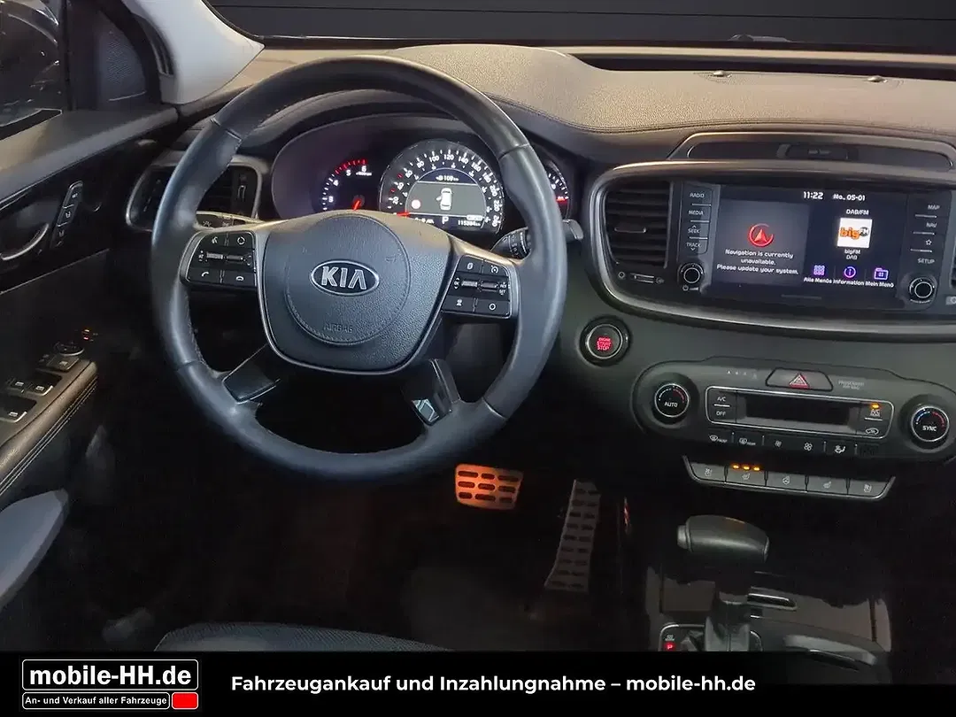 Kia Sorento - Thumbnail 11