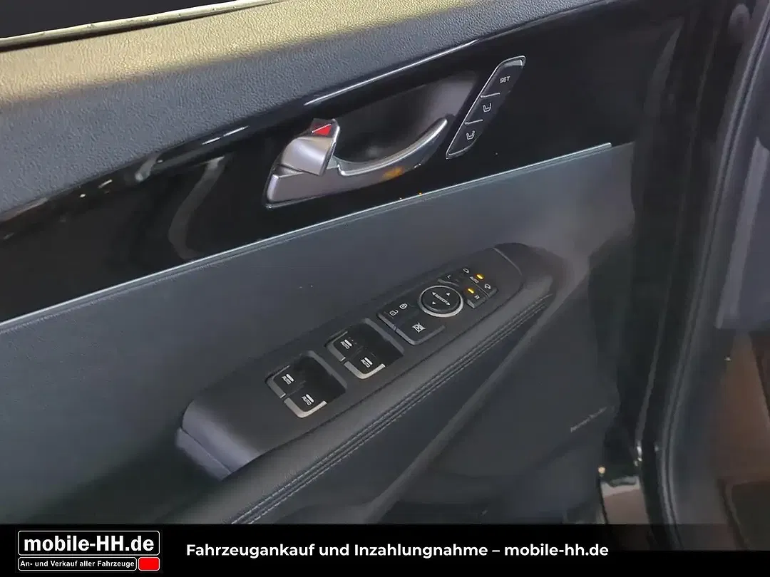 Kia Sorento - Thumbnail 16