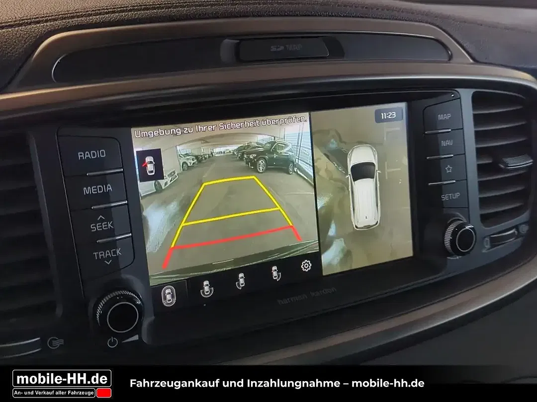 Kia Sorento - Thumbnail 18