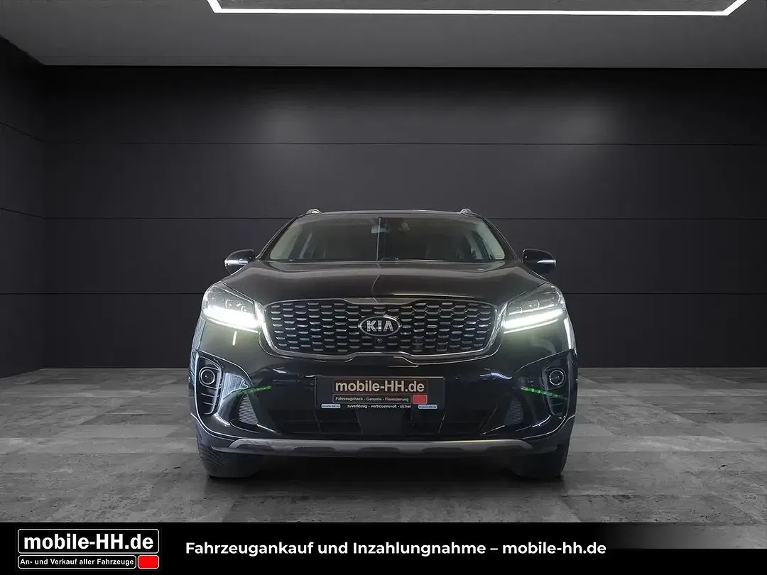 Kia Sorento - Thumbnail 2