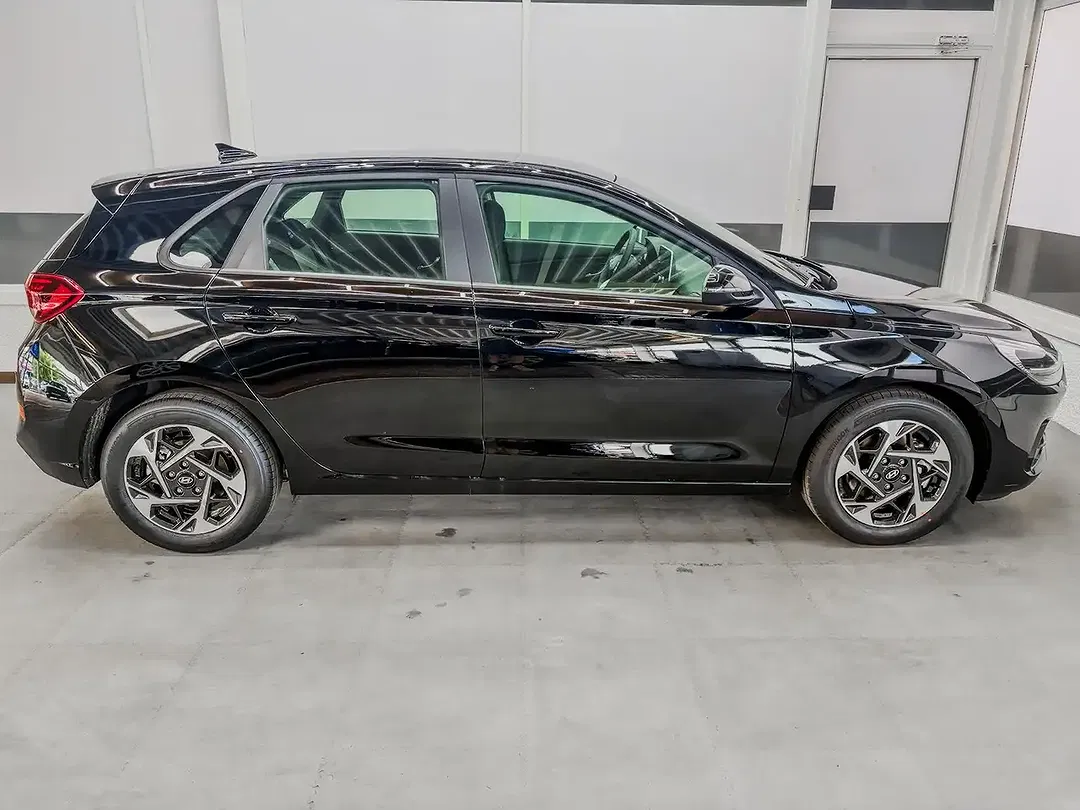Hyundai i30 - Thumbnail 4