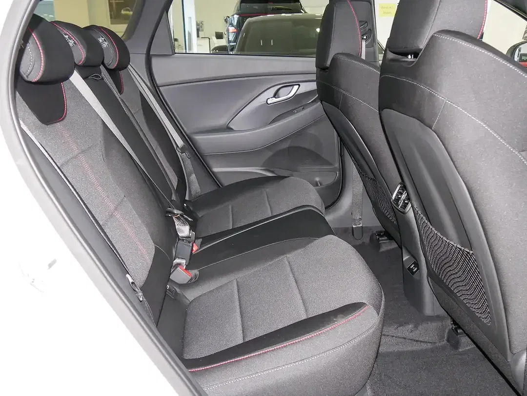 Hyundai i30 - Thumbnail 8