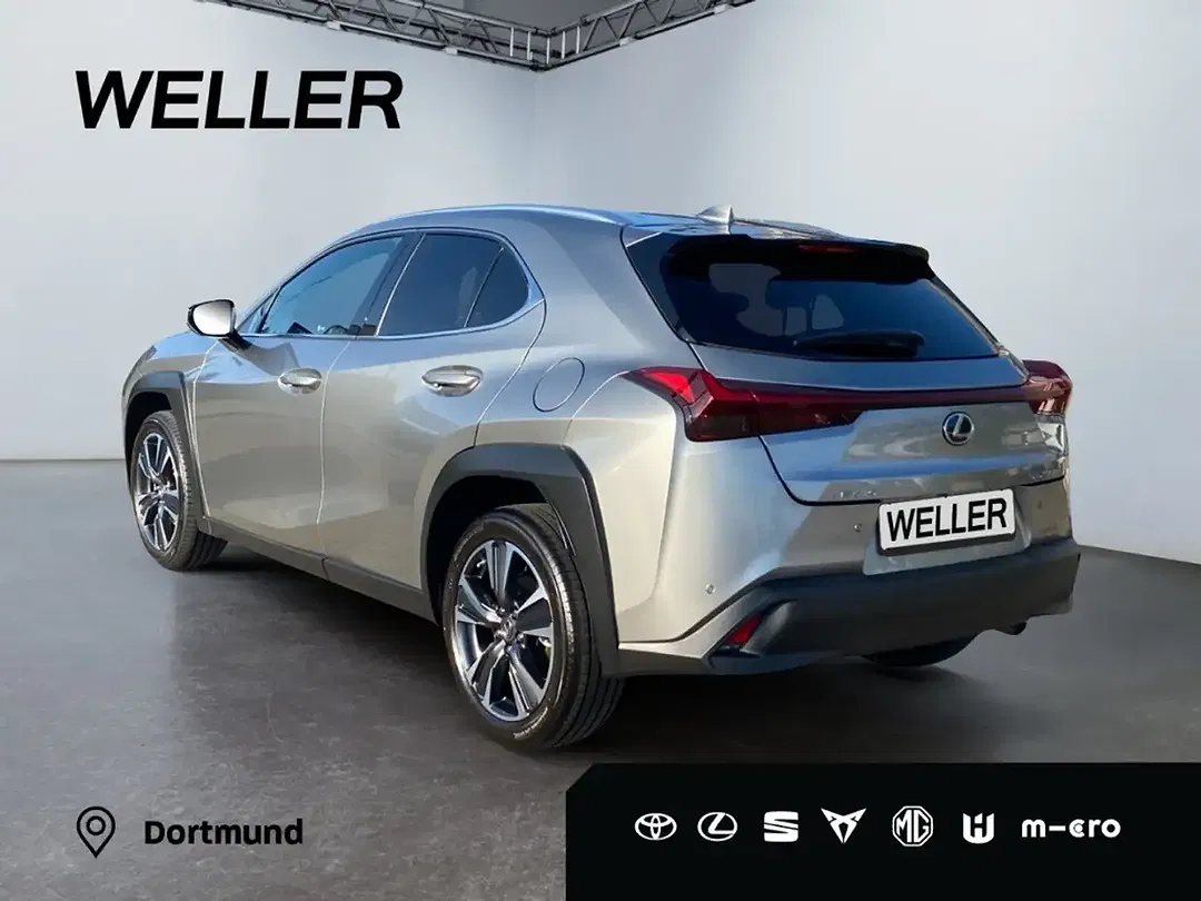 Lexus UX 250h - Thumbnail 7