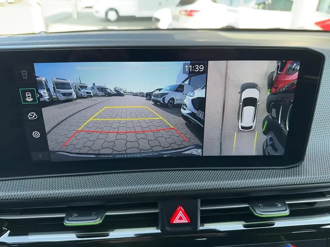 Kia EV6 - Thumbnail 12