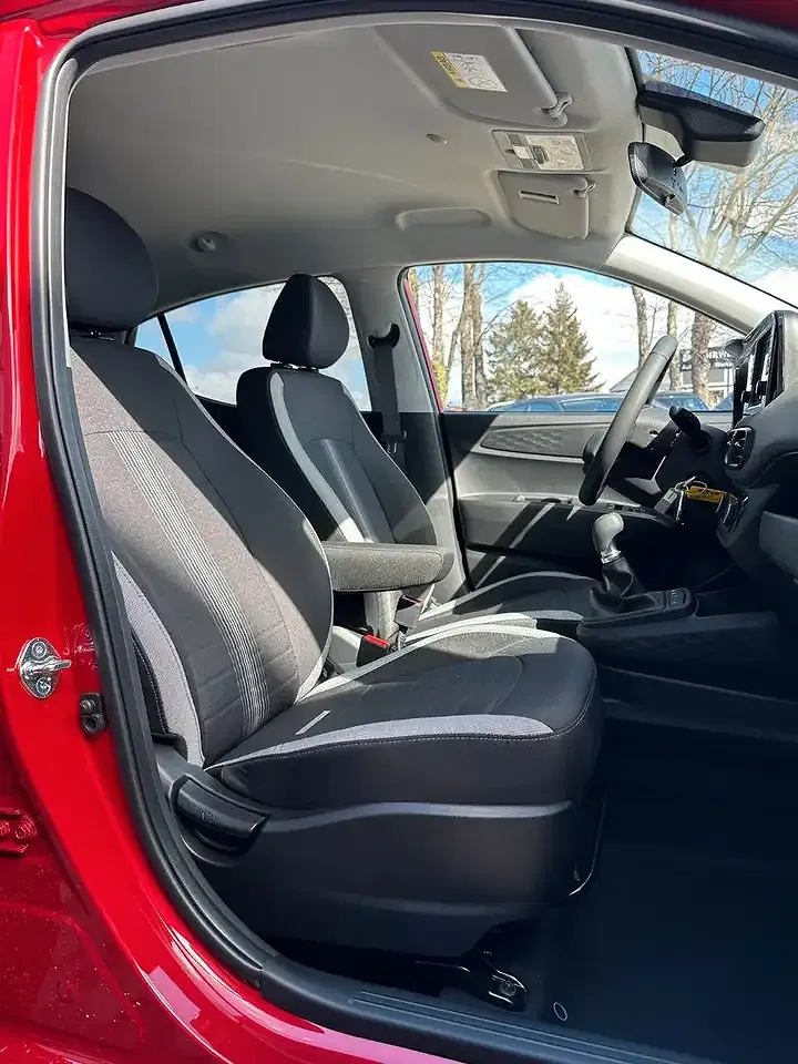 Hyundai i10 - Thumbnail 6