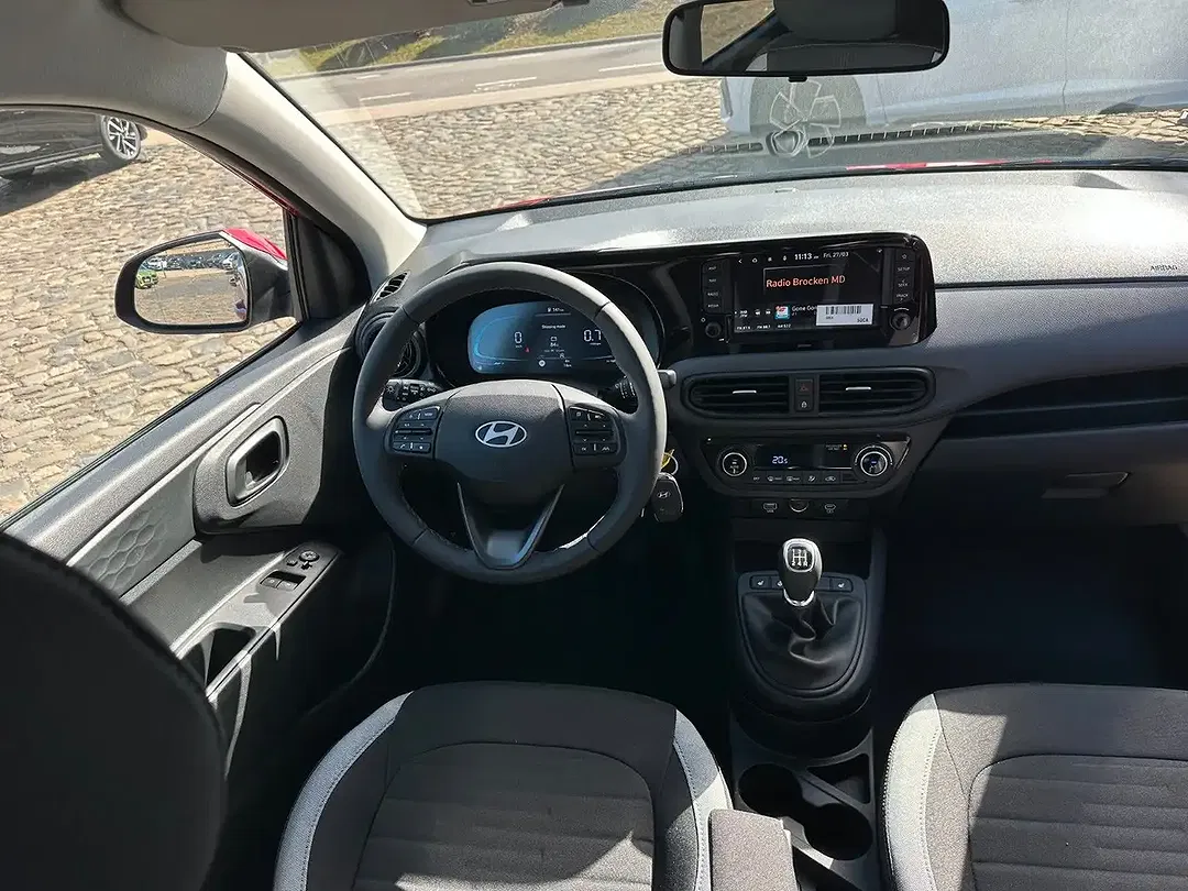 Hyundai i10 - Thumbnail 8