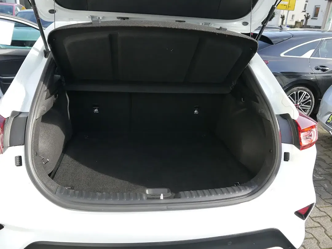 Kia XCeed - Thumbnail 11