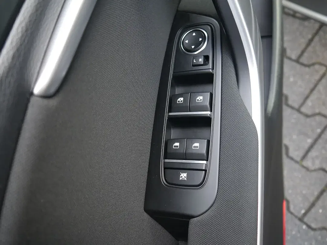 Kia XCeed - Thumbnail 13