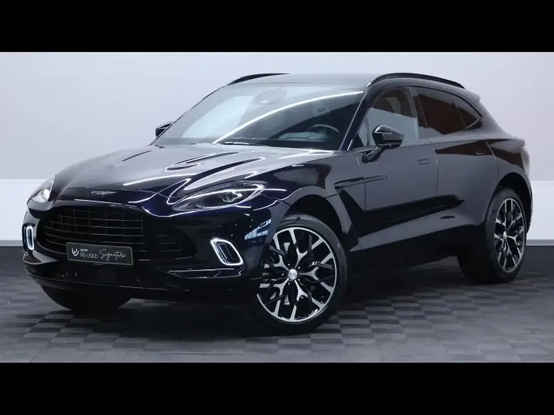 Aston Martin DBX 4.0 V8