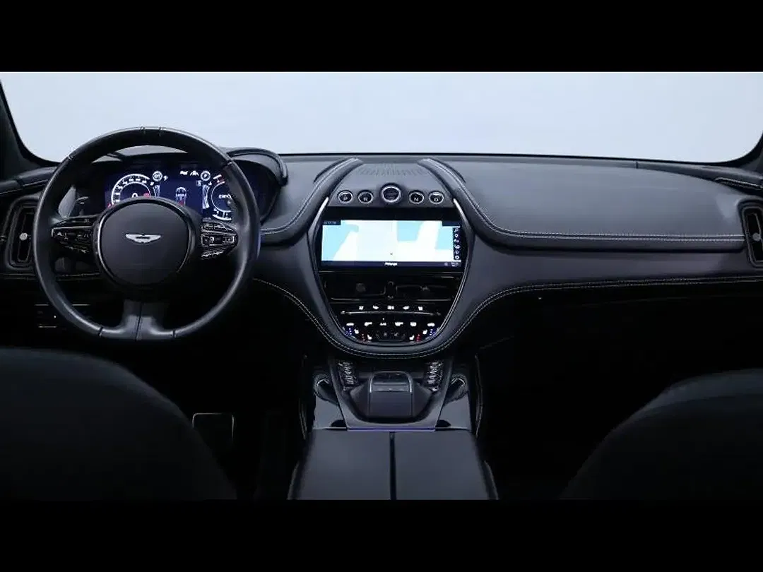 Aston Martin DBX - Thumbnail 15