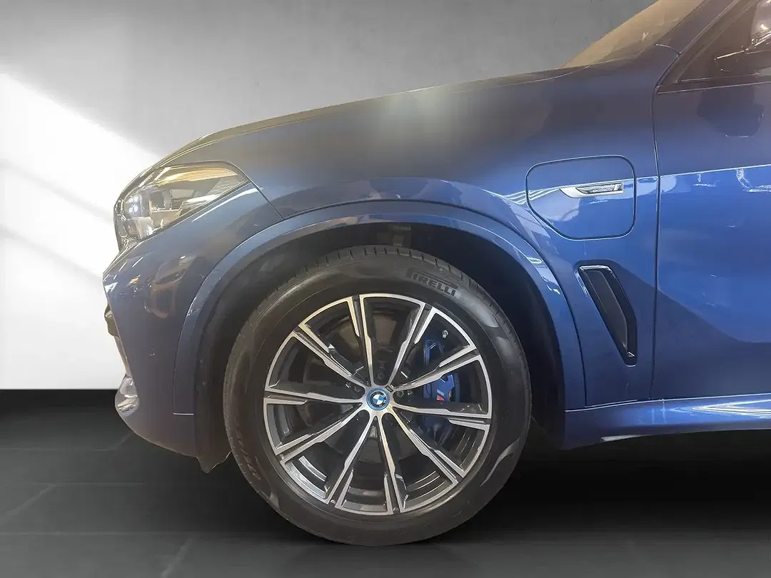 BMW X5 - Thumbnail 8