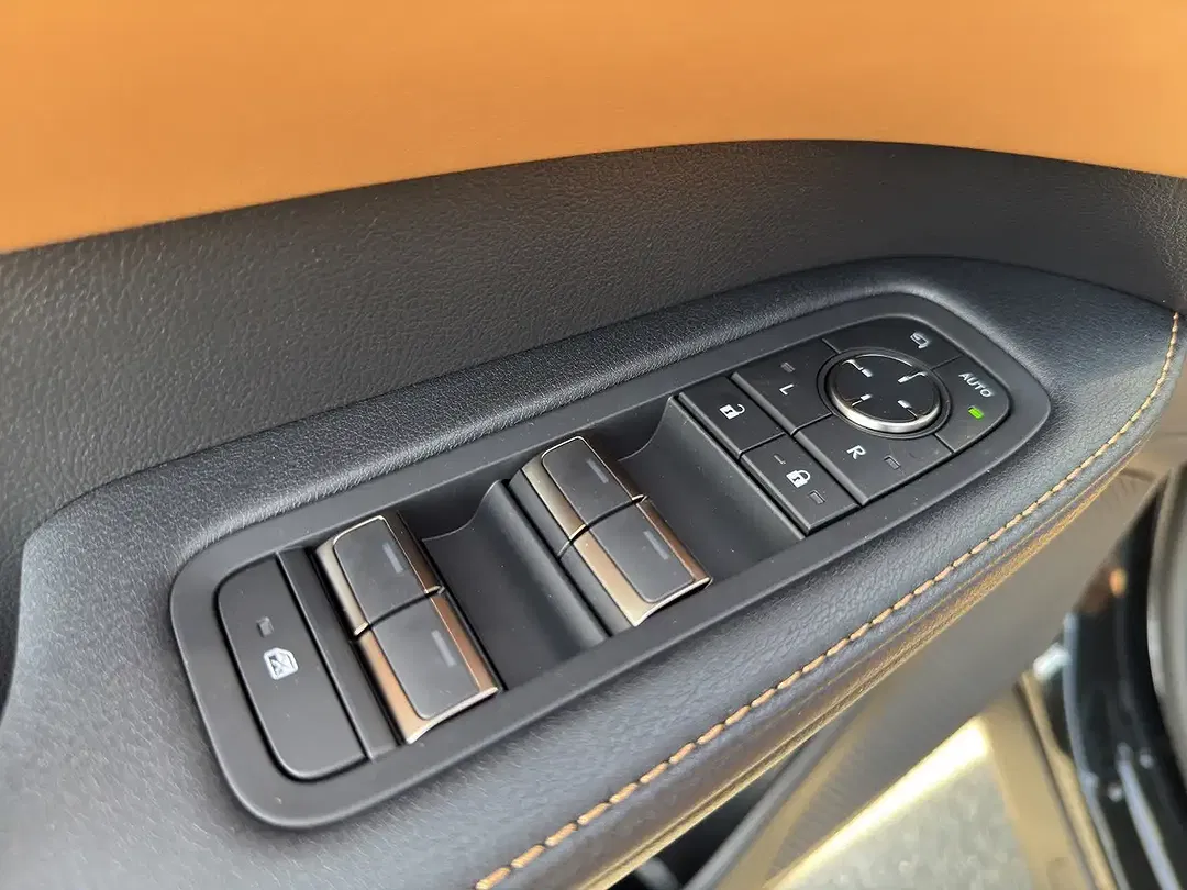 Lexus RX 450h - Thumbnail 12