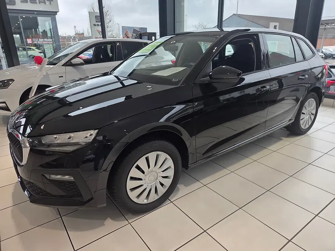 Skoda Scala - Thumbnail 1