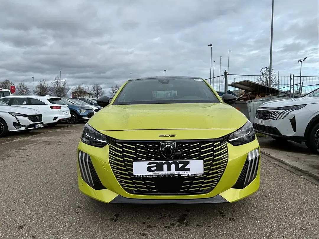 Peugeot 208 - Thumbnail 2