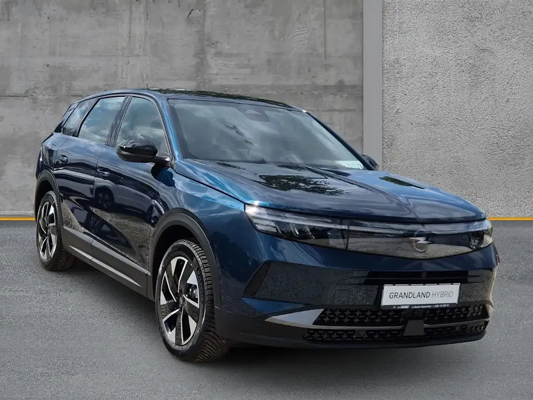 Opel Grandland - Thumbnail 2