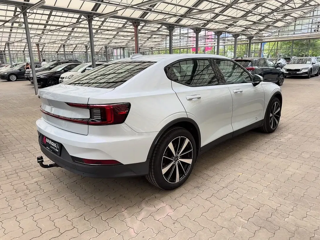 Polestar 2 - Thumbnail 5