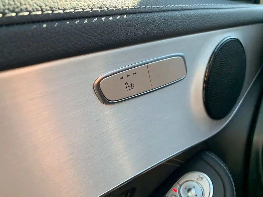 Mercedes-Benz GLC 300 - Thumbnail 30