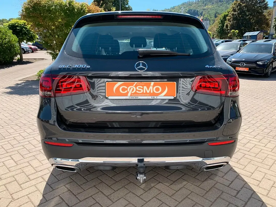 Mercedes-Benz GLC 300 - Thumbnail 34