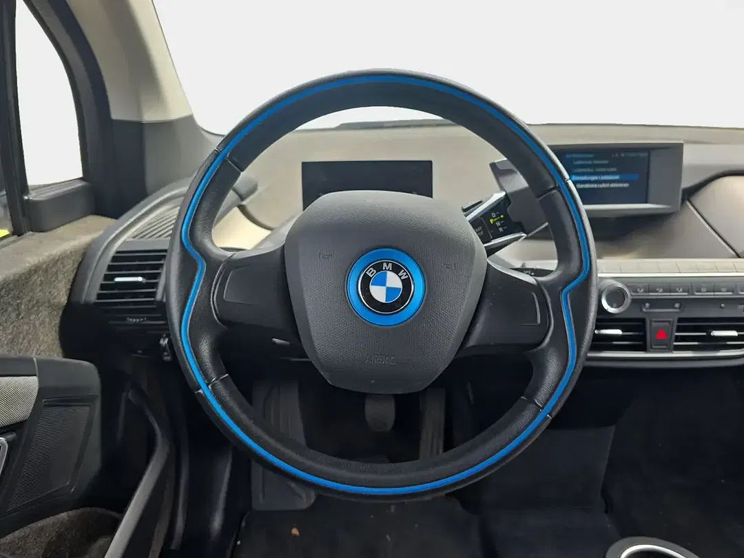 BMW i3 - Thumbnail 13