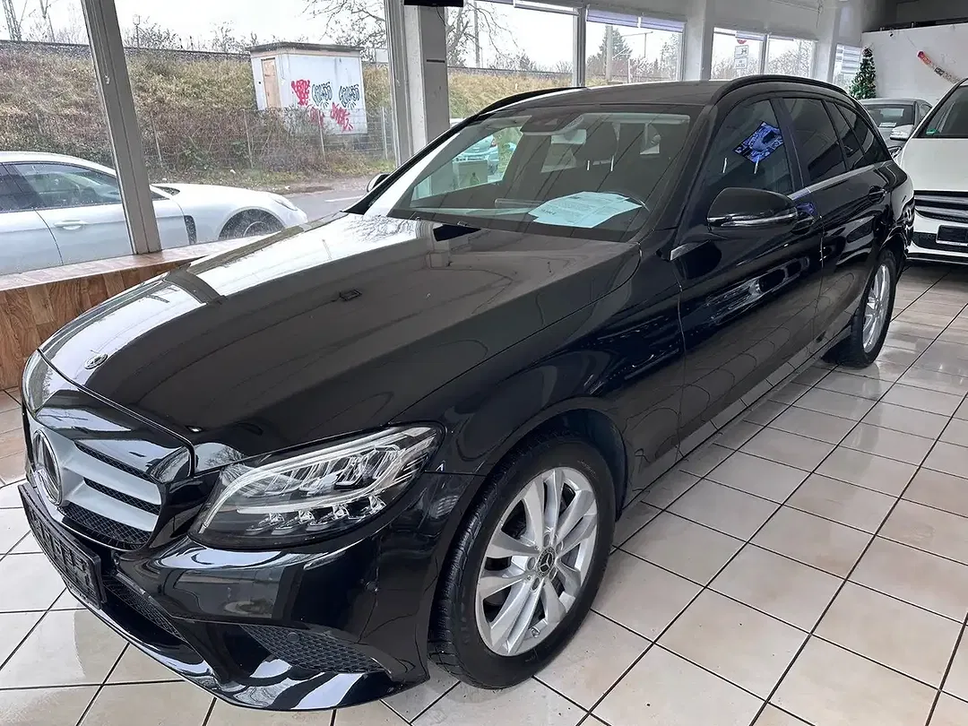 Mercedes-Benz C 220 - Thumbnail 2