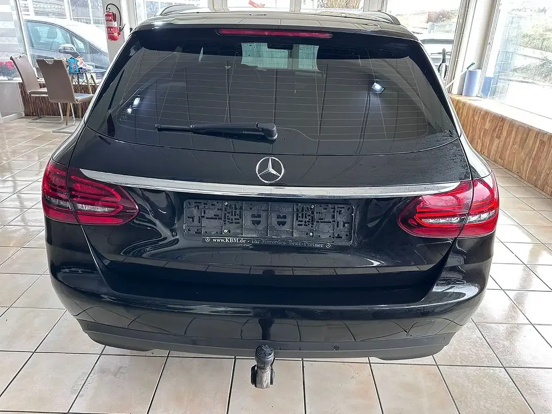 Mercedes-Benz C 220 - Thumbnail 3